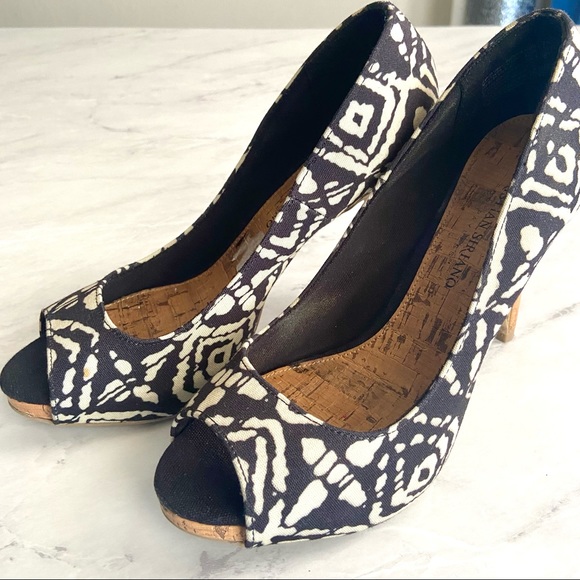Christian Siriano Tribal Print Heel Size 7 1/2 - Picture 6 of 10
